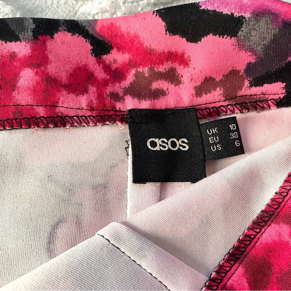 ASOS Pink & Black Floral Skirt with Peplum Hem - Picture 2 of 5